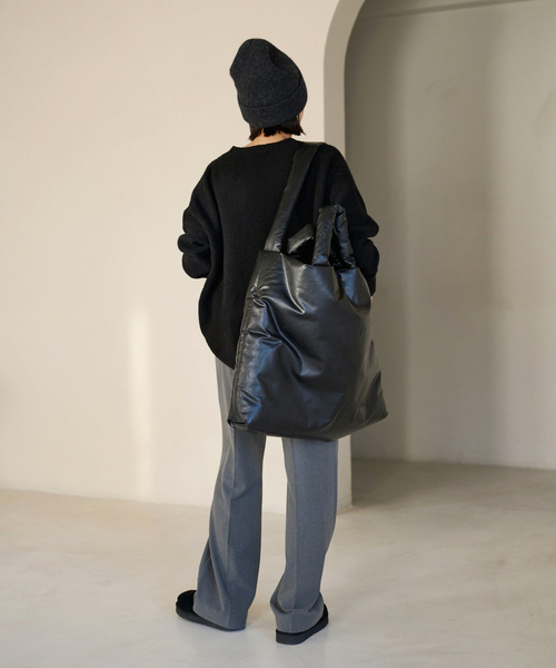 FRAMeWORK（フレームワーク）の「アルパカ混ロゴインターシャニット