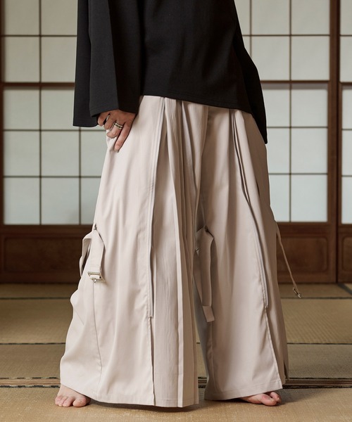 2wayプリーツハカマパンツ（その他パンツ）｜狐独（コドク）の
