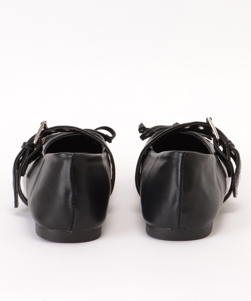 セール】レザー調 スタッズ ベルト リボン フラット パンプス