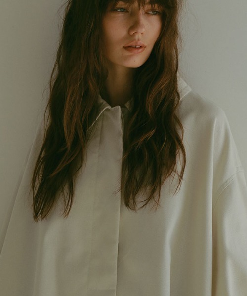 ETRE TOKYO（エトレトウキョウ）の「ボリュームスリーブオックス