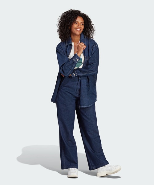 adidas（アディダス）の「adidas × KSENIASCHNAIDER スリーストライプ