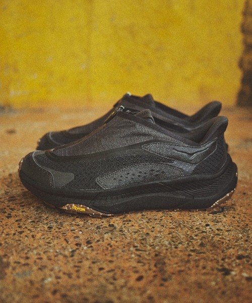 セール】PROJECT TRANSPORT 1162850-CRBN（スニーカー）｜HOKA（ホカ