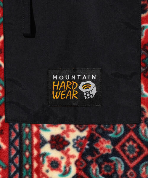 MOUNTAIN HARDWEAR（マウンテンハードウェアー）の「MOUNTAIN HARDWEAR
