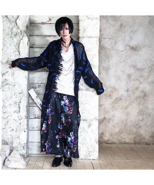 CIVARIZE（シヴァーライズ）の「『CIVARIZE』総柄フェザー刺繍ドルマン