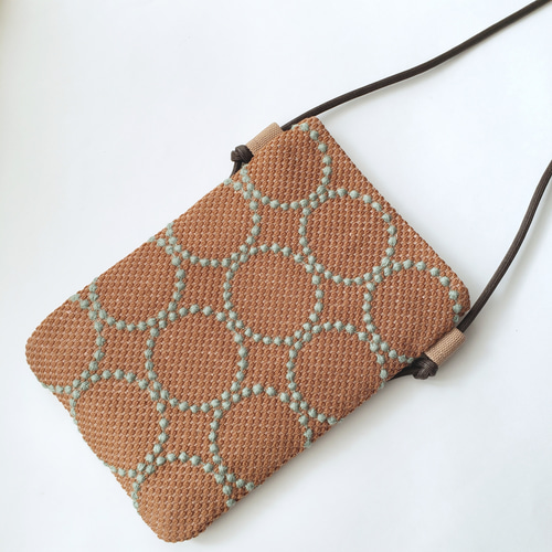 スマホショルダー ミナペルホネン タンバリン スマホポシェット