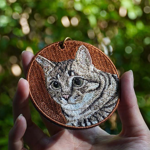 刺繍キーホルダー キーホルダー キジトラ 猫 刺繍 チャーム プレゼント
