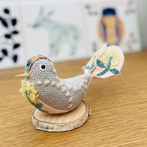︎︎◌現品限り︎︎◌⚮̈﻿ミナペルホネンハンドメイド⚮̈﻿お座り小鳥の