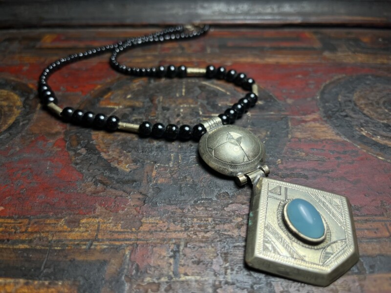 トゥアレグ族クロス (紋章)のネックレス （Old Tuareg cross neckless