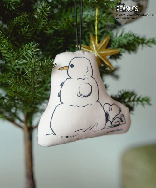BAYFLOWからヴィンテージ感がオシャレなPEANUTSデザインのクリスマス
