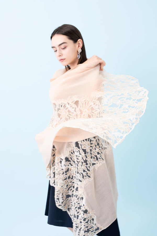 shawl | レースワンピースやブラウスなどエレガントなアイテムが