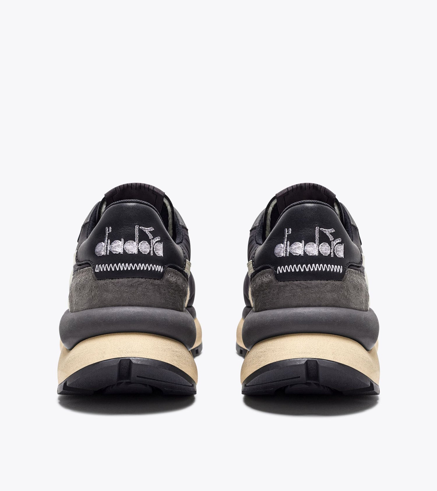 MERCURY ELITE - UNISEX - ブラック – Diadora 公式通販 チンクエ