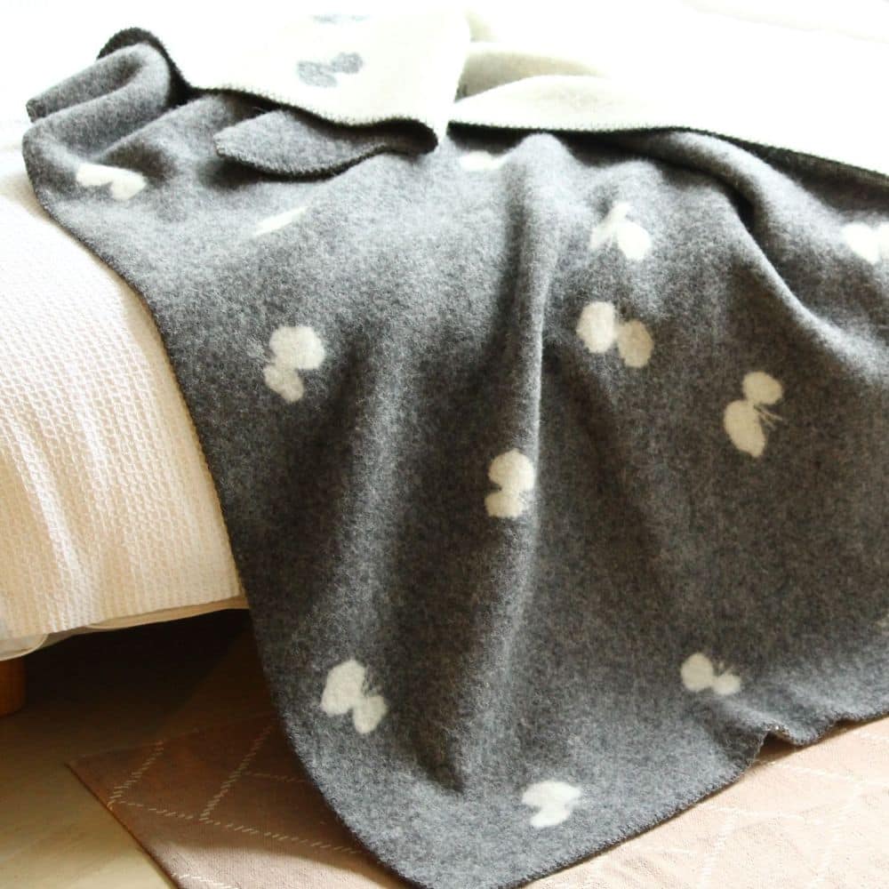KLIPPAN × mina perhonen｜ウールハーフブランケット CHOUCHO COMFOTA