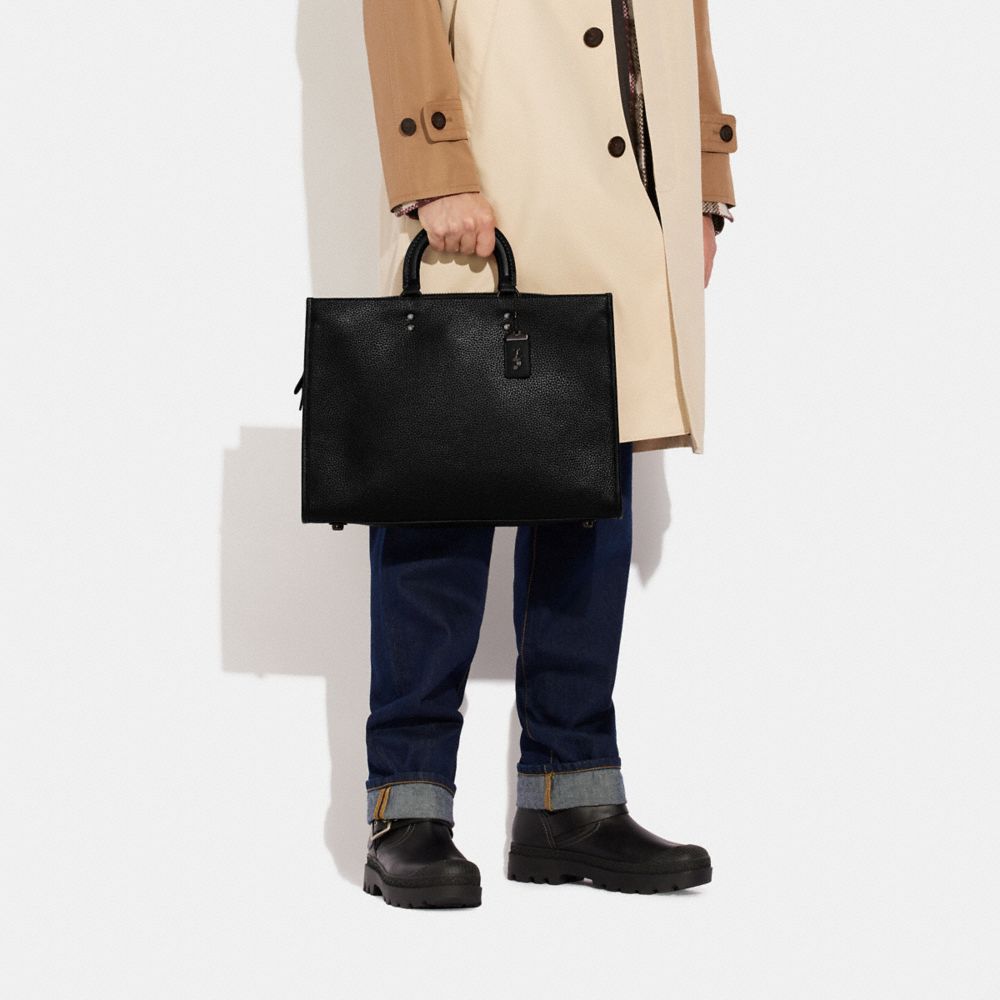 公式】COACH – コーチ | ローグ ブリーフ・リジェネラティブ レザー