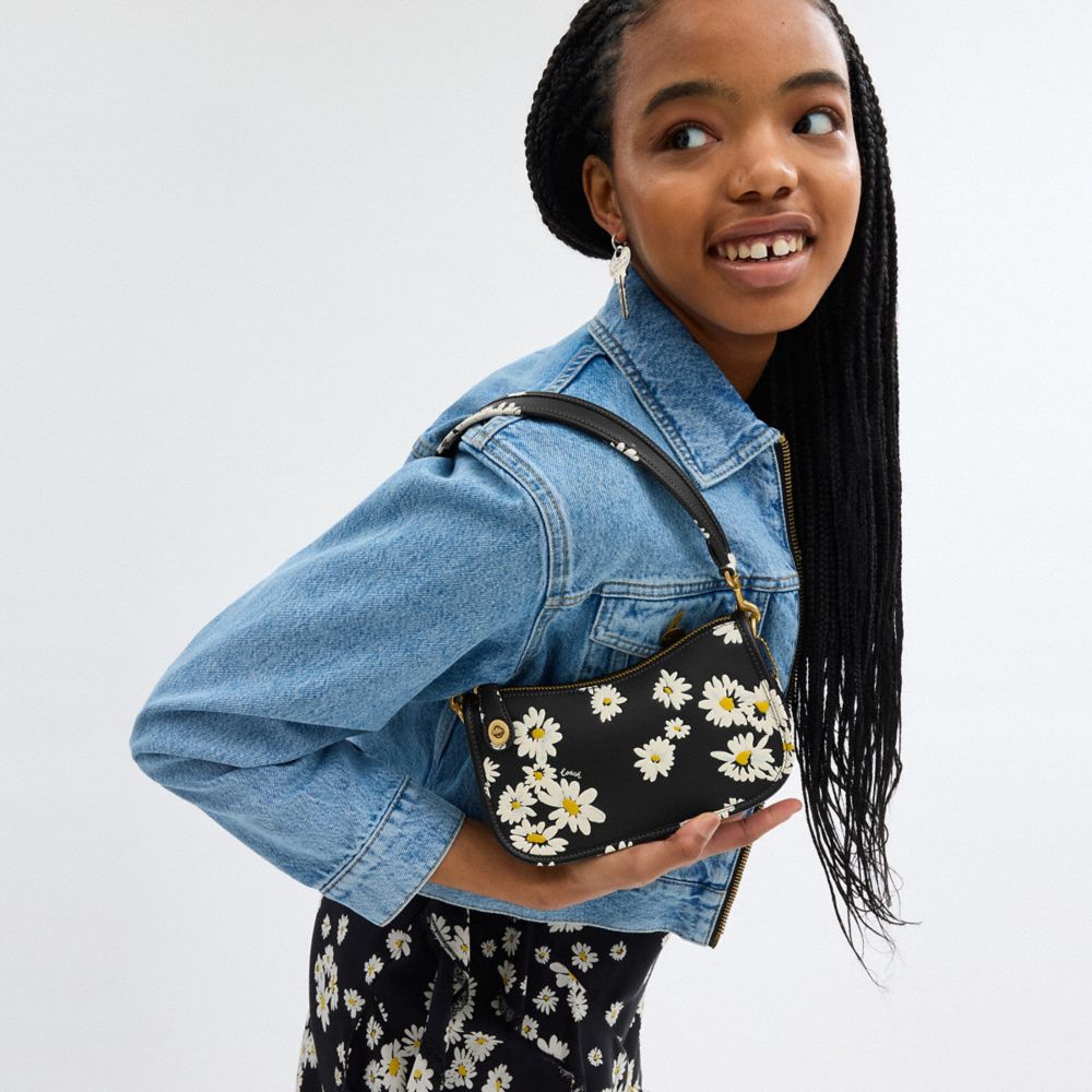 公式】COACH – コーチ | スウィンガー 20・フローラル プリント