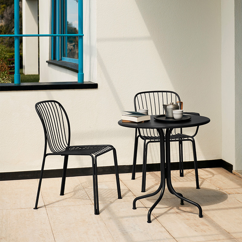 &Tradition THORVALD CAFE TABLE SC96 OUTDOOR/WARM BLACK｜アウトドア