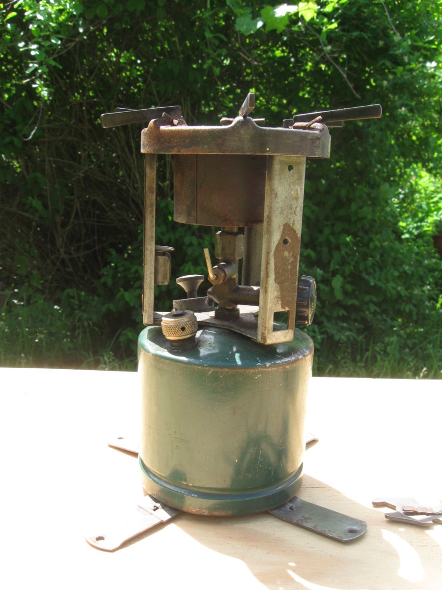 Coleman 520/M-1941 | Classic Camp Stoves