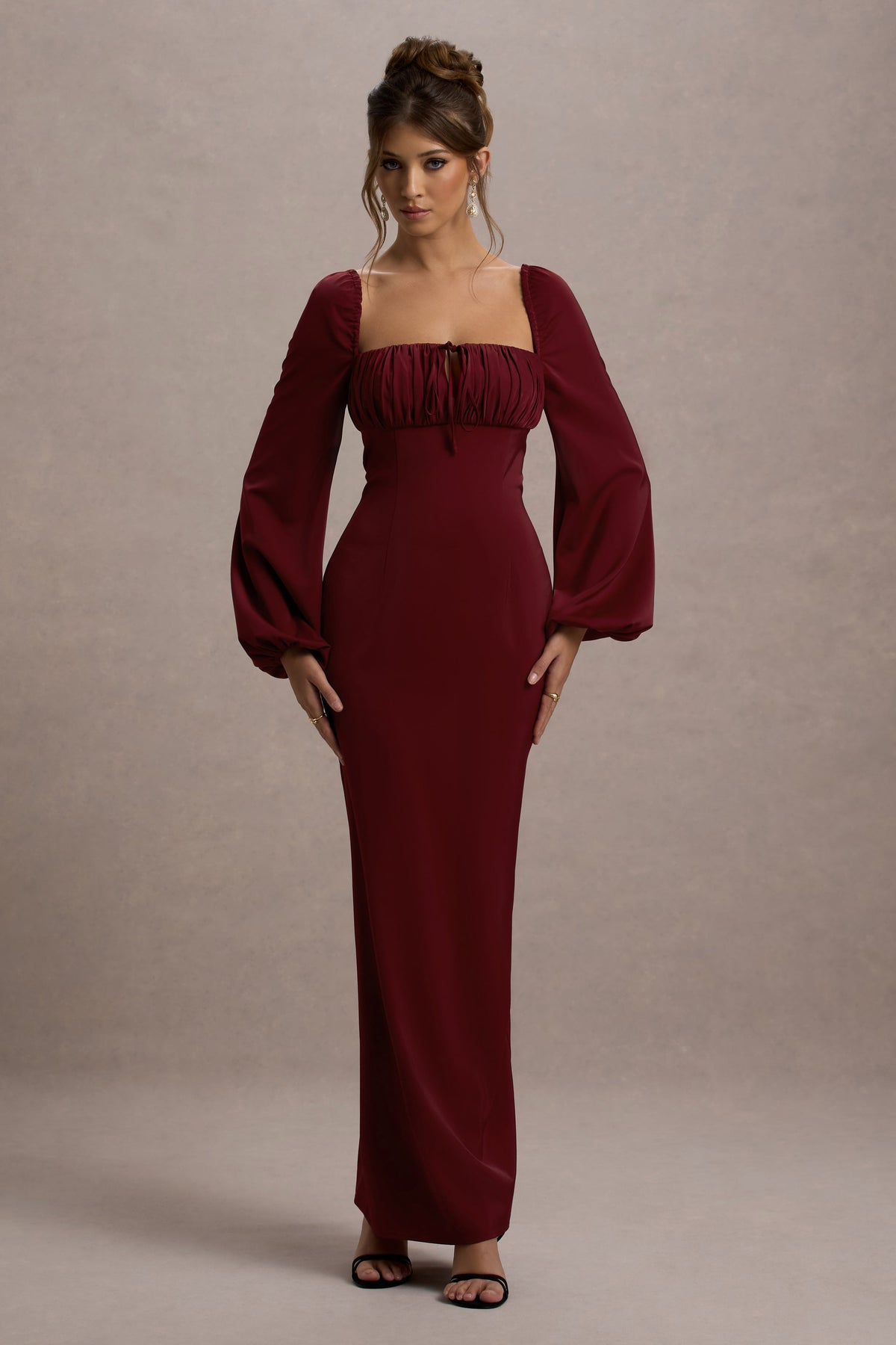 Nika Berry Satin Square-Neck Balloon-Sleeve Maxi Dress – Club L