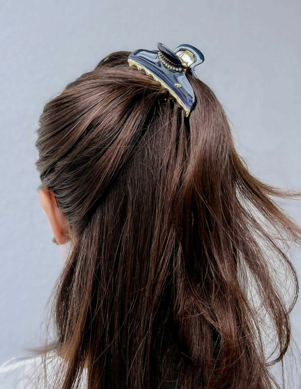 予算2万円以内】大人の女性が喜ぶヘアアクセサリーギフト | acca