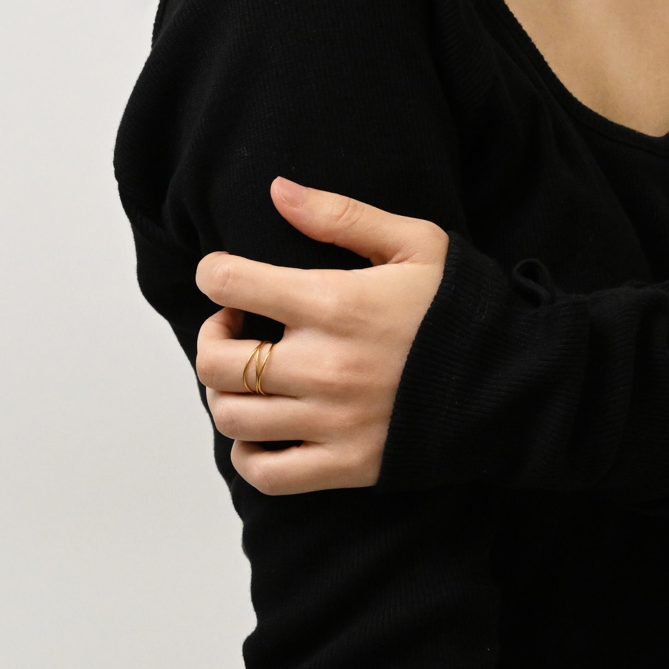 Triple unique line ring gold｜cross Jewellia｜金アレ対応・ユニ