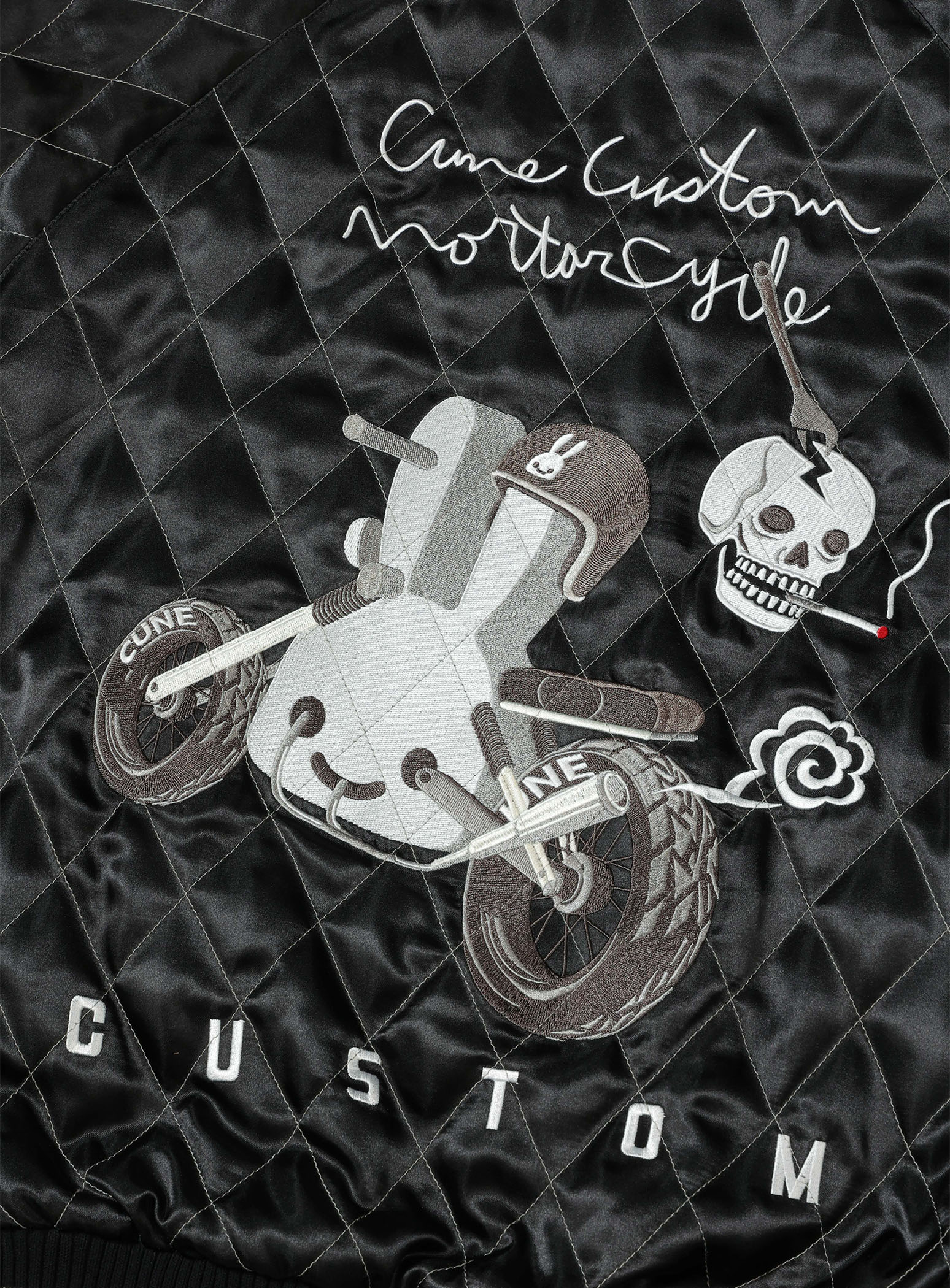 バイク＆シガレッツ リバーシブルスカジャン｜ウサギがいる｜CUNE