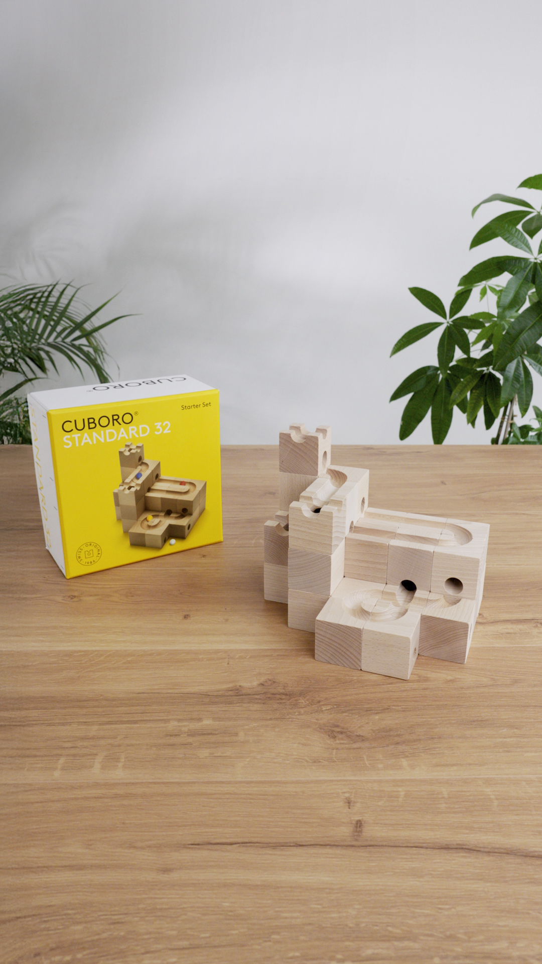 CUBORO STANDARD 32 marble run Starter Set made of Swiss wood