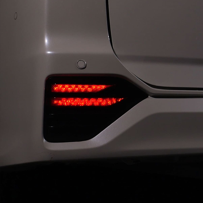 ヴォクシー90系 S-Z/S-G専用 ヴァレンティ LEDリアバンパー