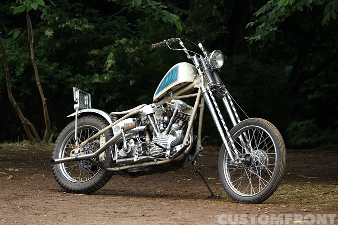 ハーレー ナックルヘッド FL 1941のカスタムチョッパー・BLACKTOP