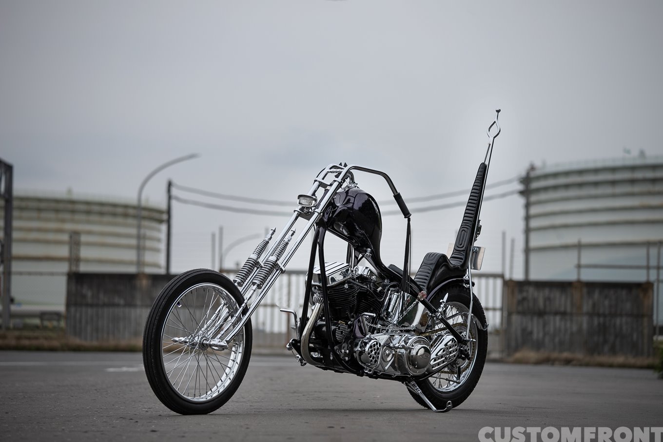 ハーレー パンヘッドのロングフォークチョッパー 1953年・SPIKE