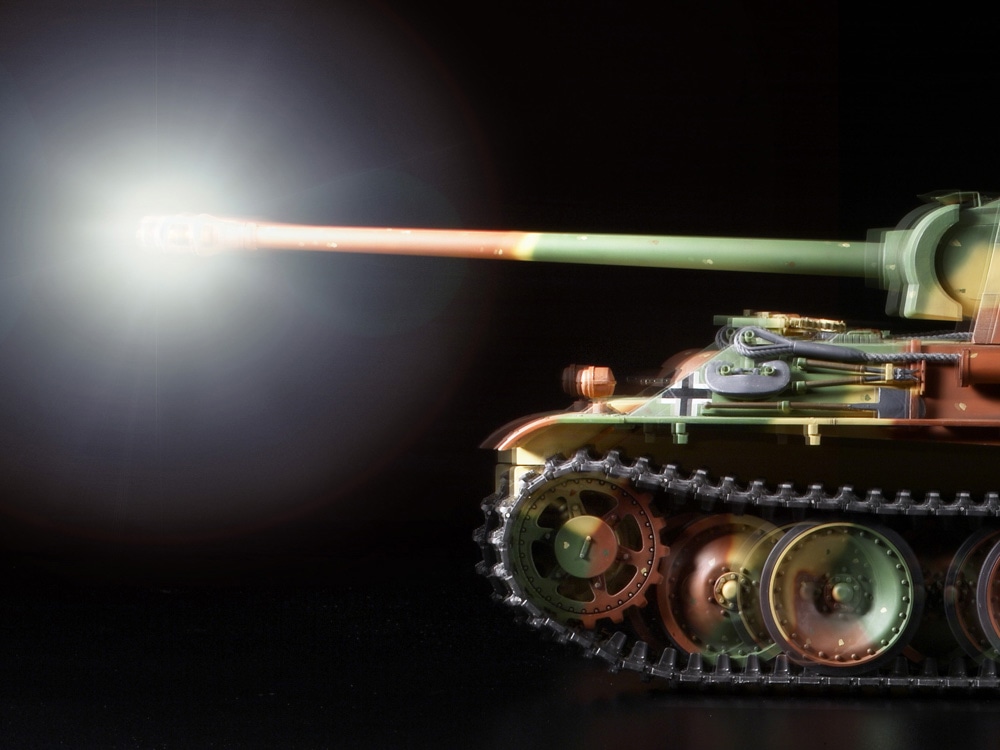 タミヤ 1/16 RCタンクシリーズ ドイツ パンサーG フルオペレーション