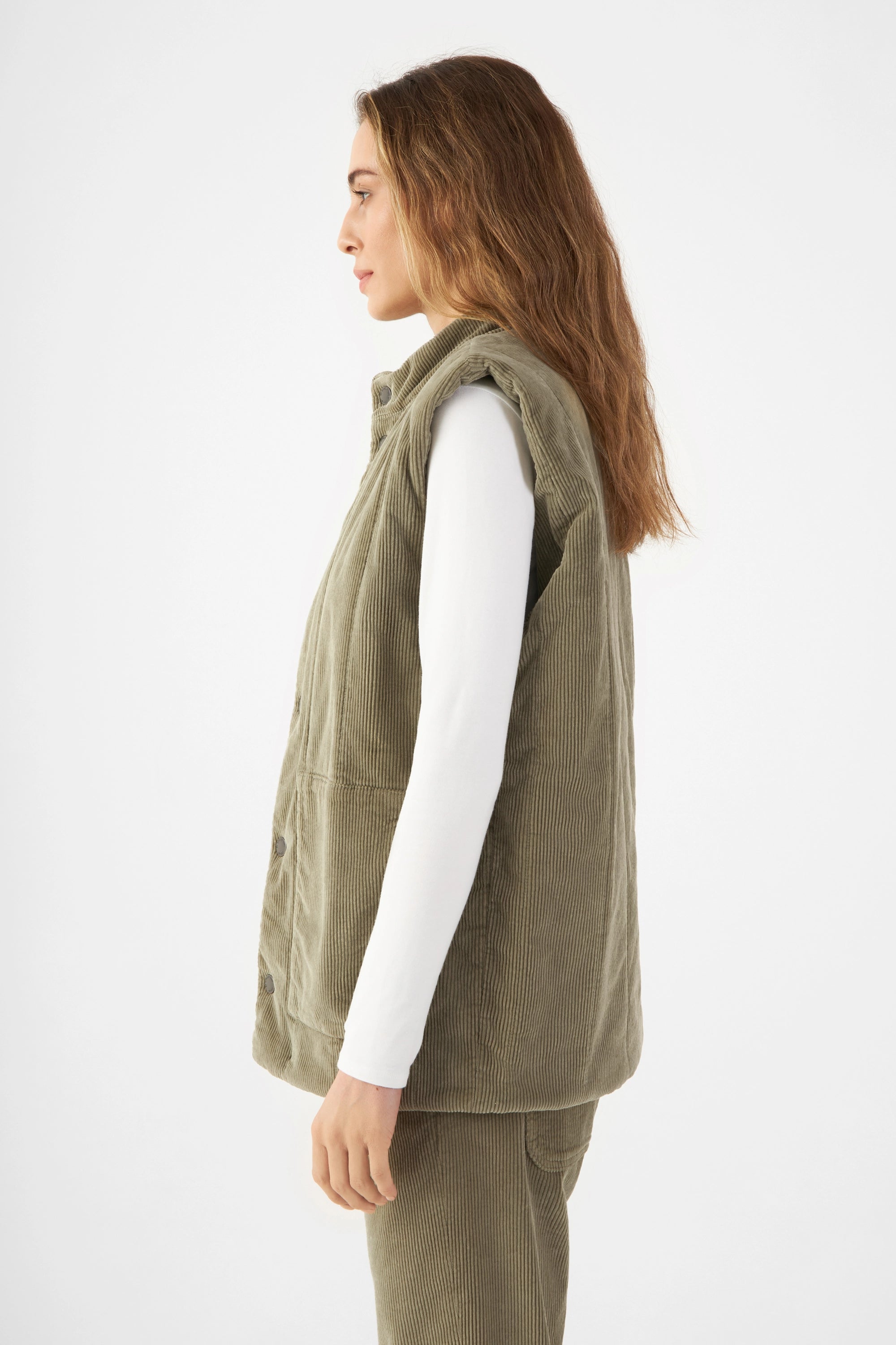 KASHEW Vest Corduroy - Padded - Sage Green - Womenswear