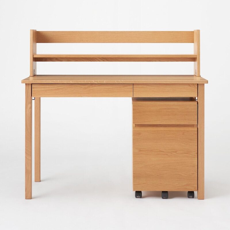 これは期待以上！無印良品「オーク無垢材デスク（引出・足元棚付