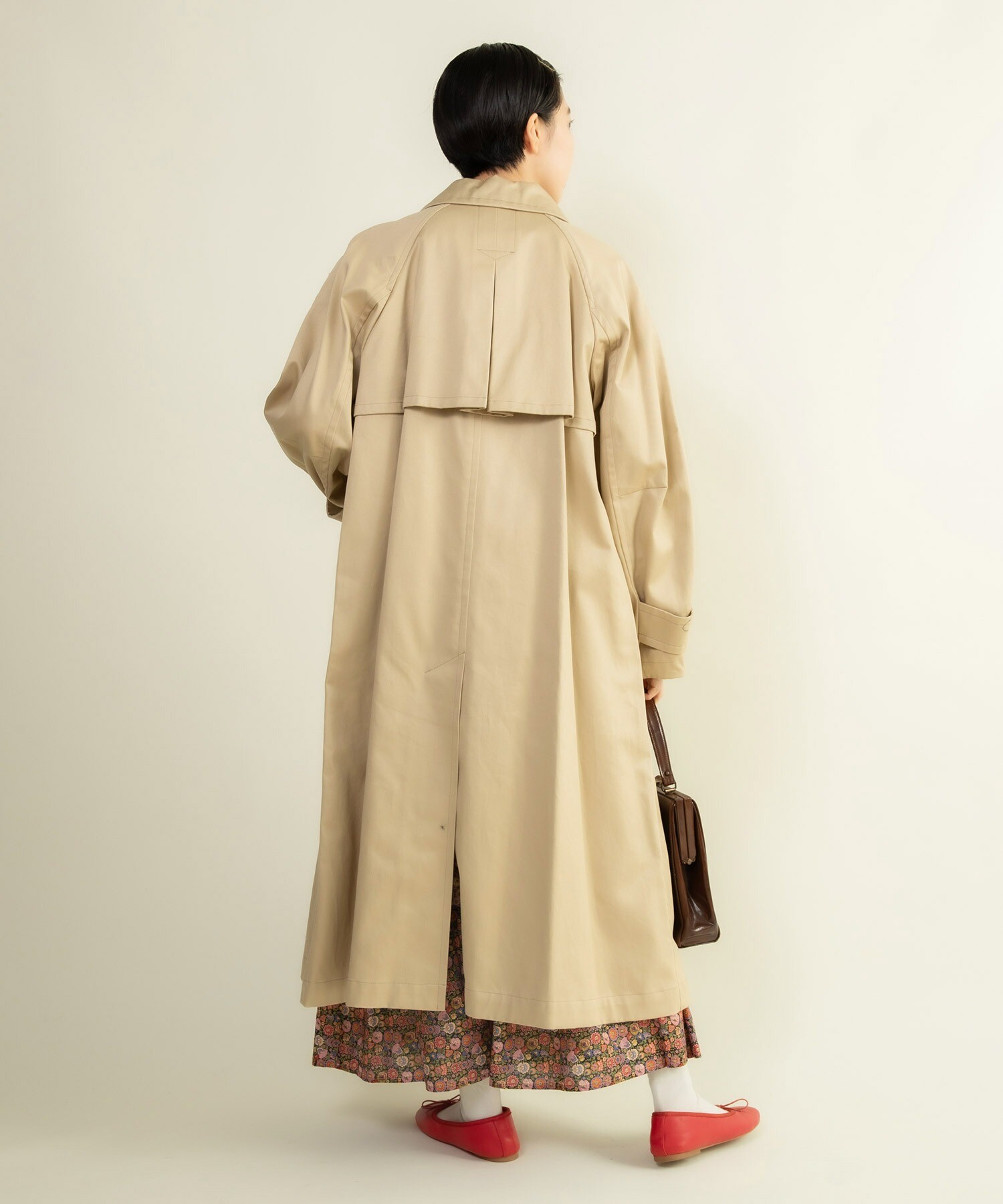 AMBIDEX Store 高密度ウエポン ボリューム袖ステンカラーコート(F