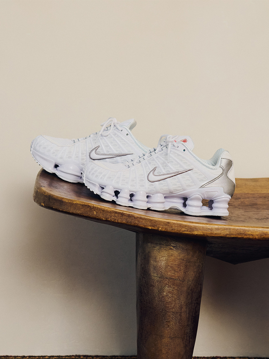 NIKE】W NIKE SHOX TL(スニーカー)｜シューズ｜emmi（エミ）の通販