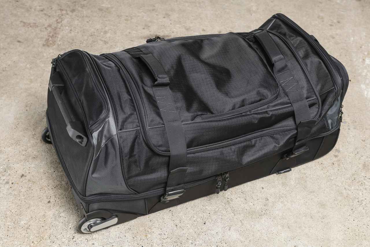 アマゾンで7800円のサーキット用「全部入れバッグ」を購入してみました