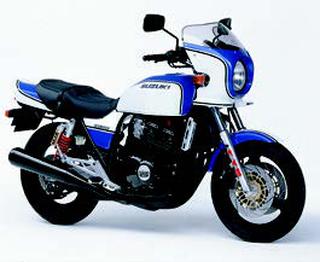 カワサキ ニンジャ ZX-9R 1996 年 - 日本バイク100年史アルバムの続き