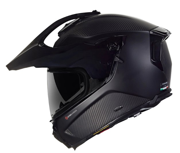 ツーリングもアドベンチャーも快適に走れる最新カーボンヘルメットの