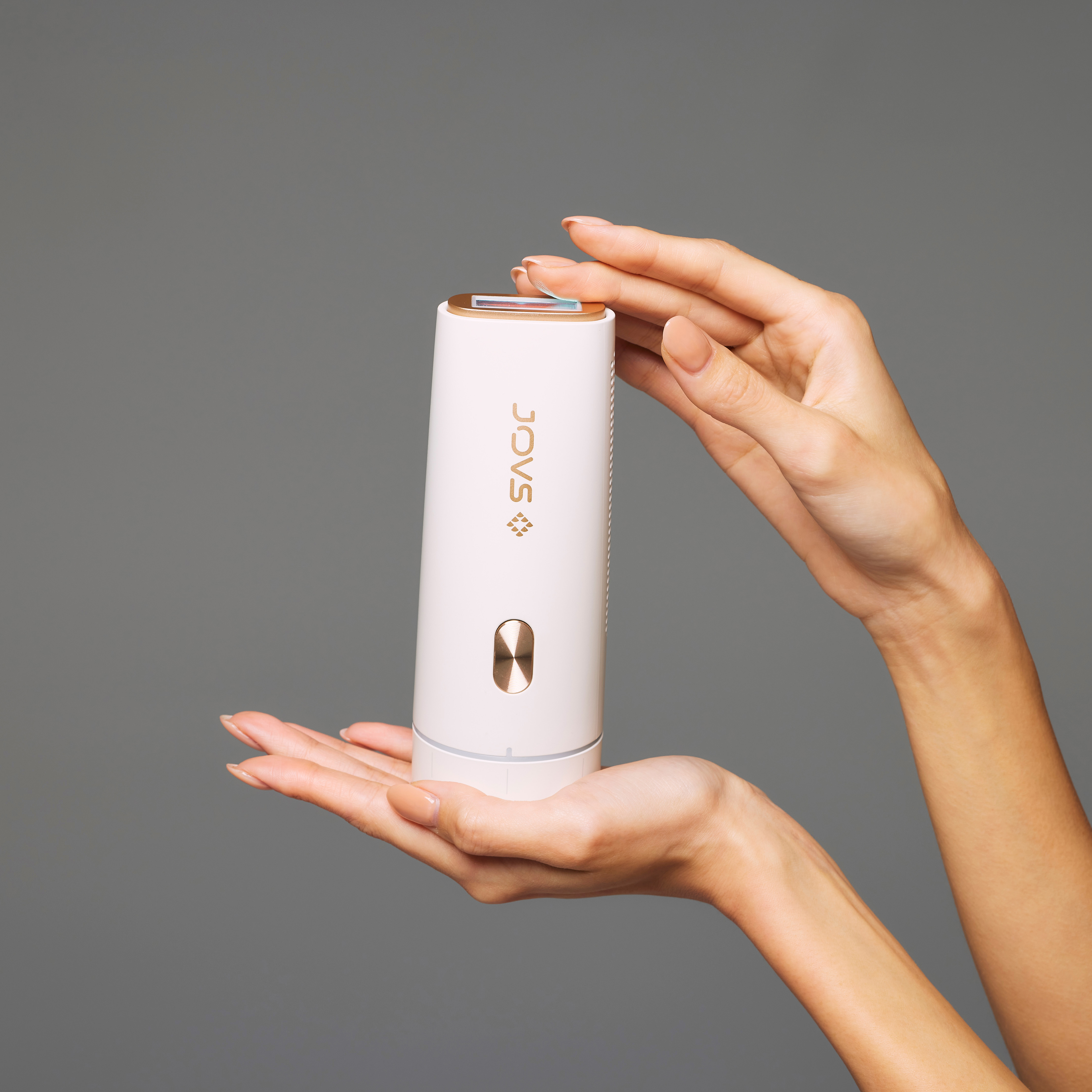 JOVS公式｜スクロール型光美容器 低刺激設計