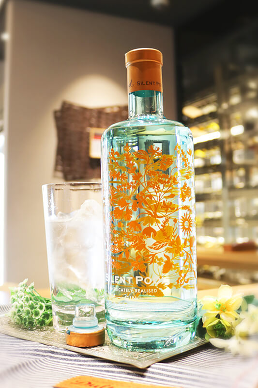 サイレントプール ジン 43% 700ml｜マツザキオンラインショップ