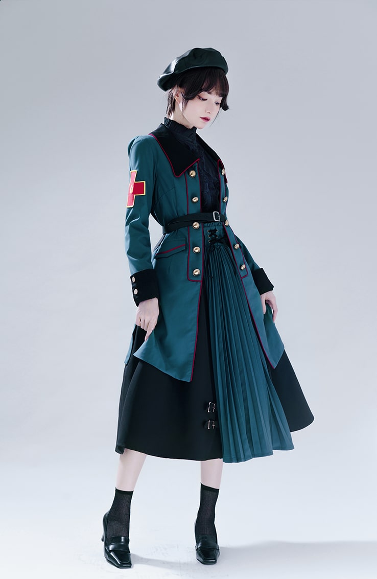 ロリータファッション 【軍服ロリータ】スリットスリーブシルバー