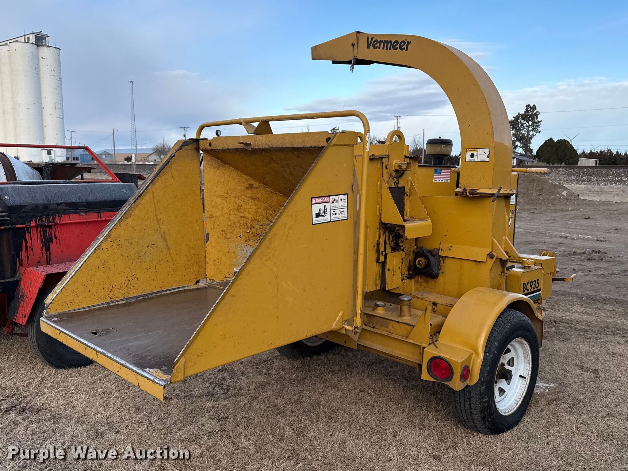 Vermeer BC935 wood chipper in Spearville, KS | Item DZ5014 for