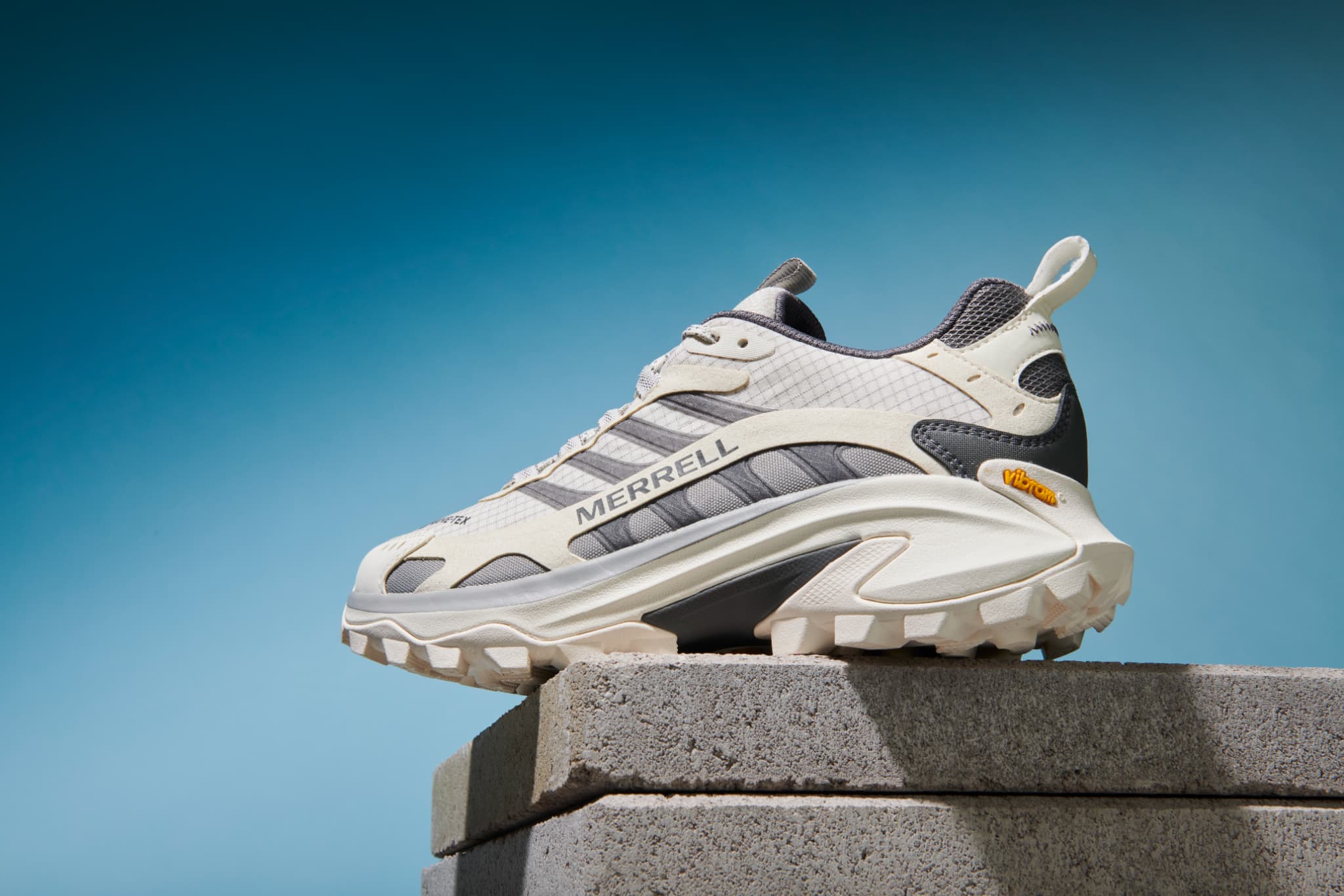 メレルのフラッグシップモデル「MOAB SPEED 2 GORE-TEX」に