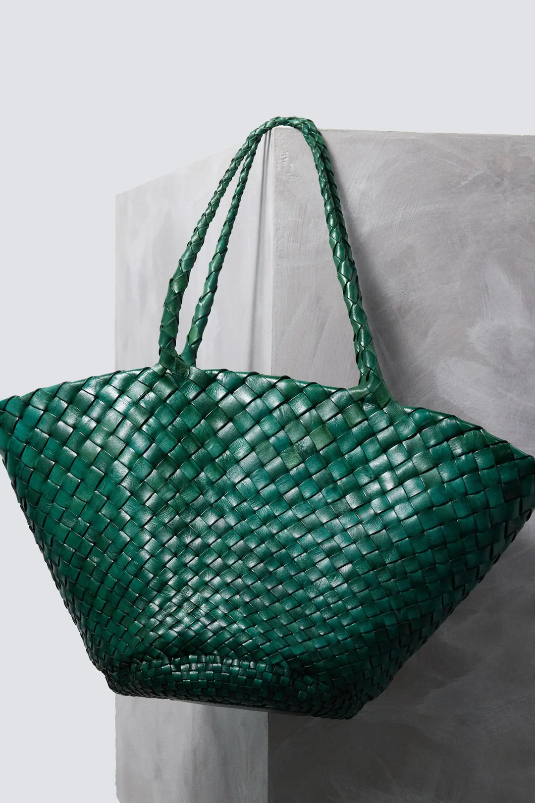 Mid-Season Bags – Dragon Diffusion