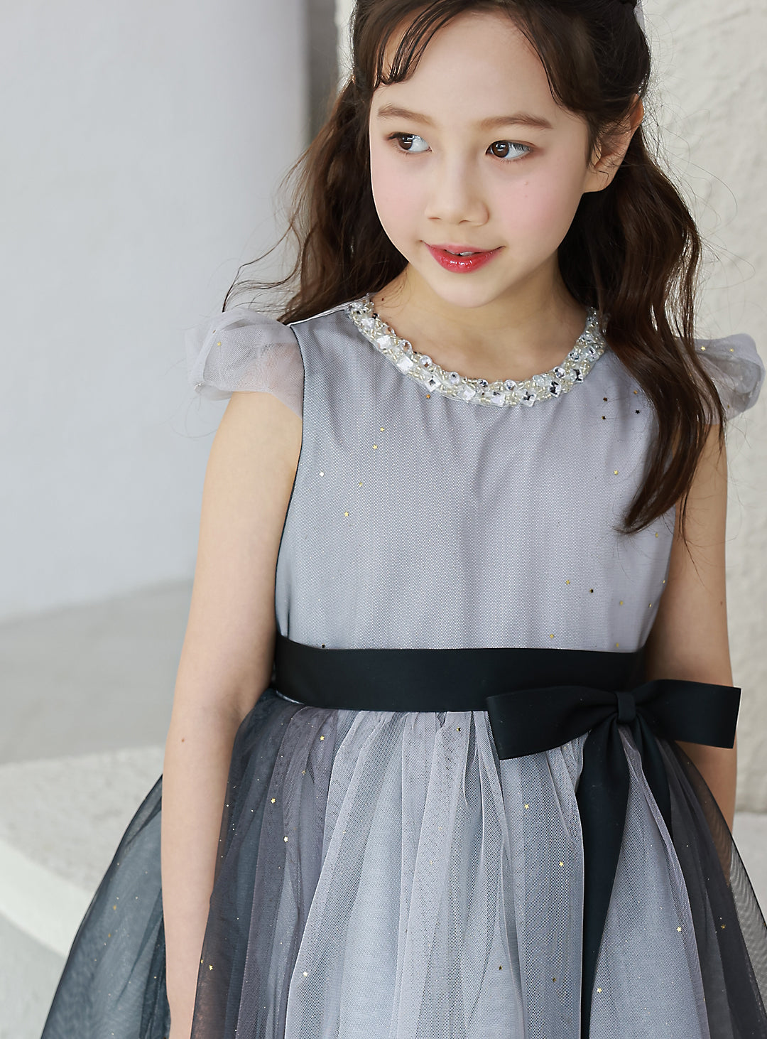 子供ドレス|子供ドレスならグラデーショングレービジューストーンドレス