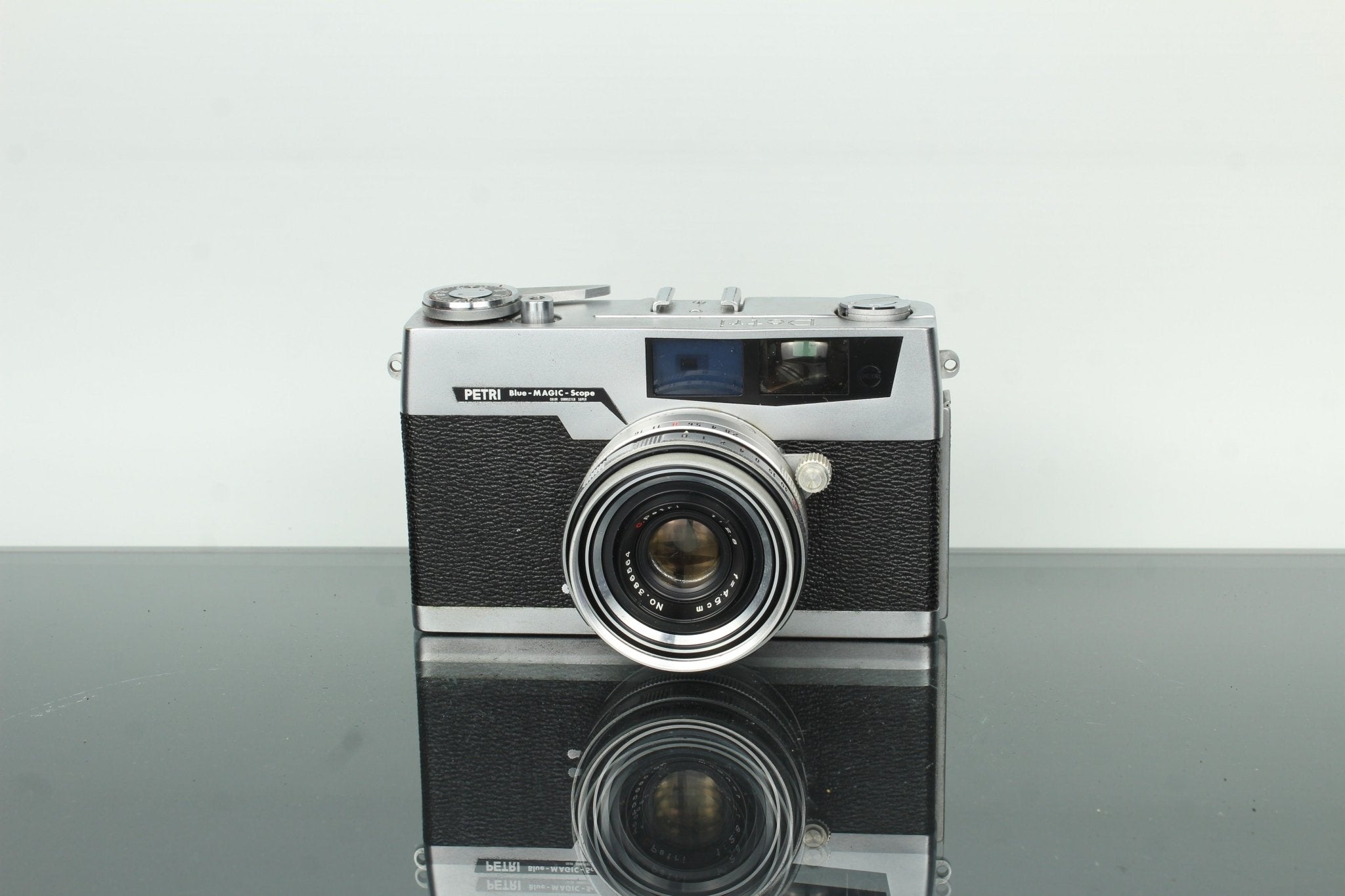 Petri Color 35 Semi-MAGIC Super 45mm f/2.8 Film Camera – Dutch|Thrift