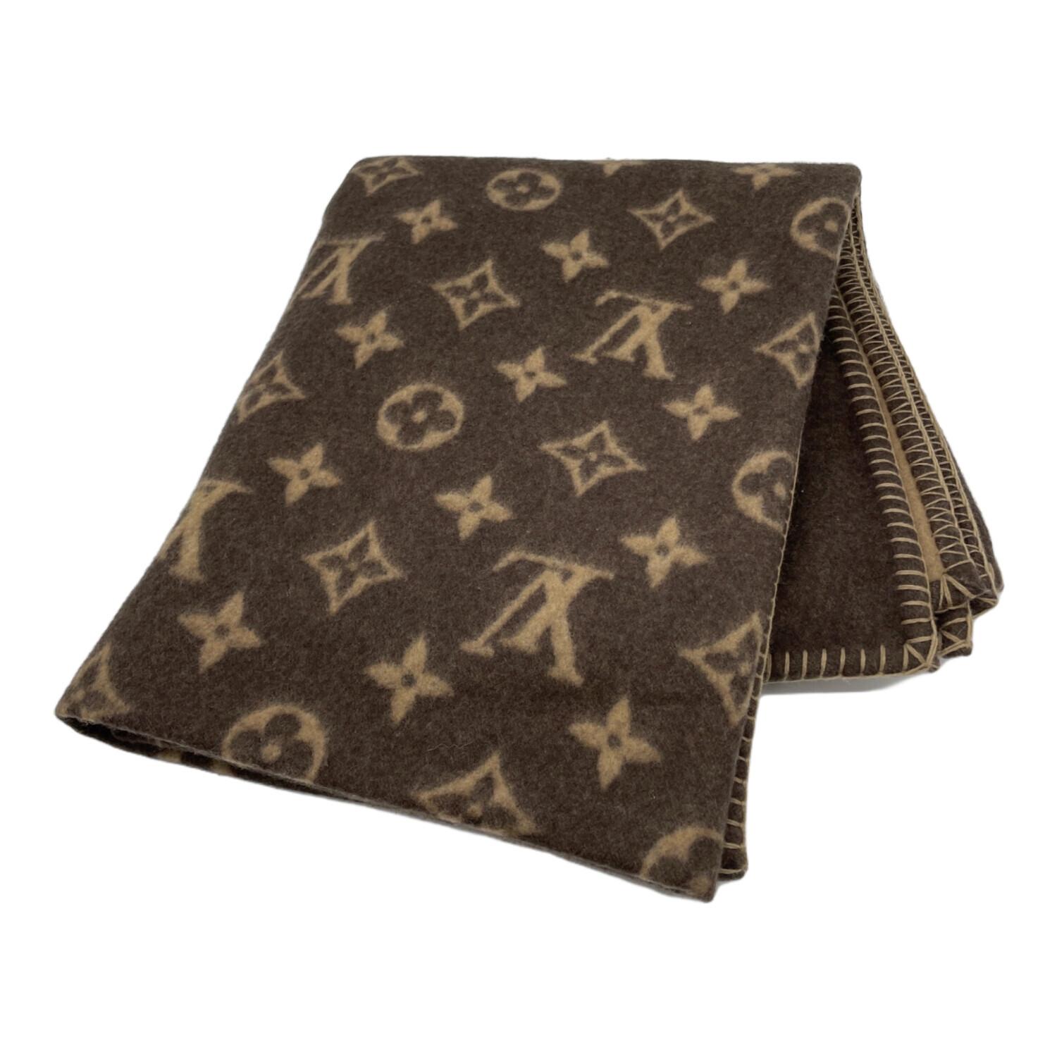 LOUIS VUITTON (ルイ ヴィトン) ブランケット｜トレファクONLINE