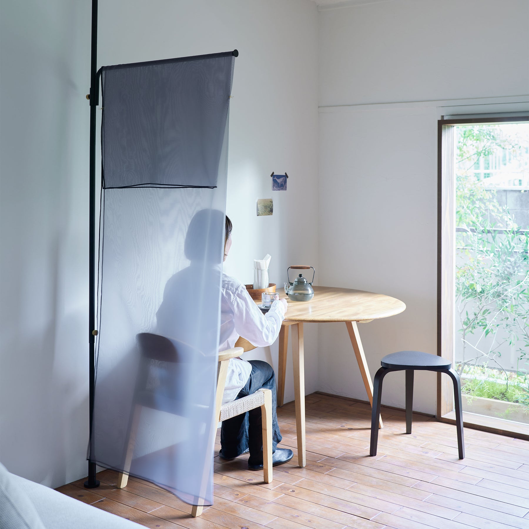 Cloth Arm Black 縦取付 D-CA-BK｜平安伸銅工業オンラインショップ