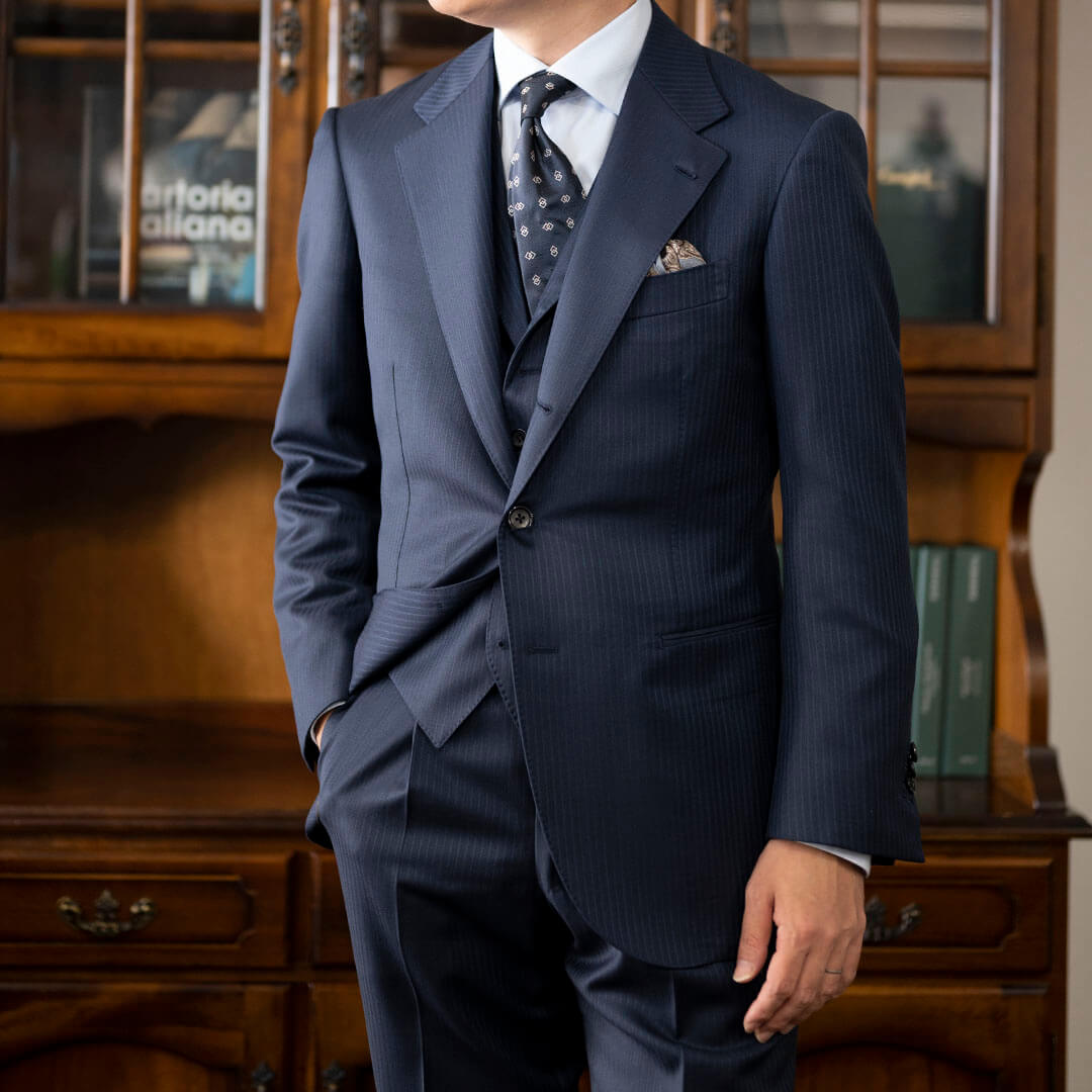 私物】DORMEUIL (ドーメル) 新作のAMADEUS (アマデウス) で作る三つ