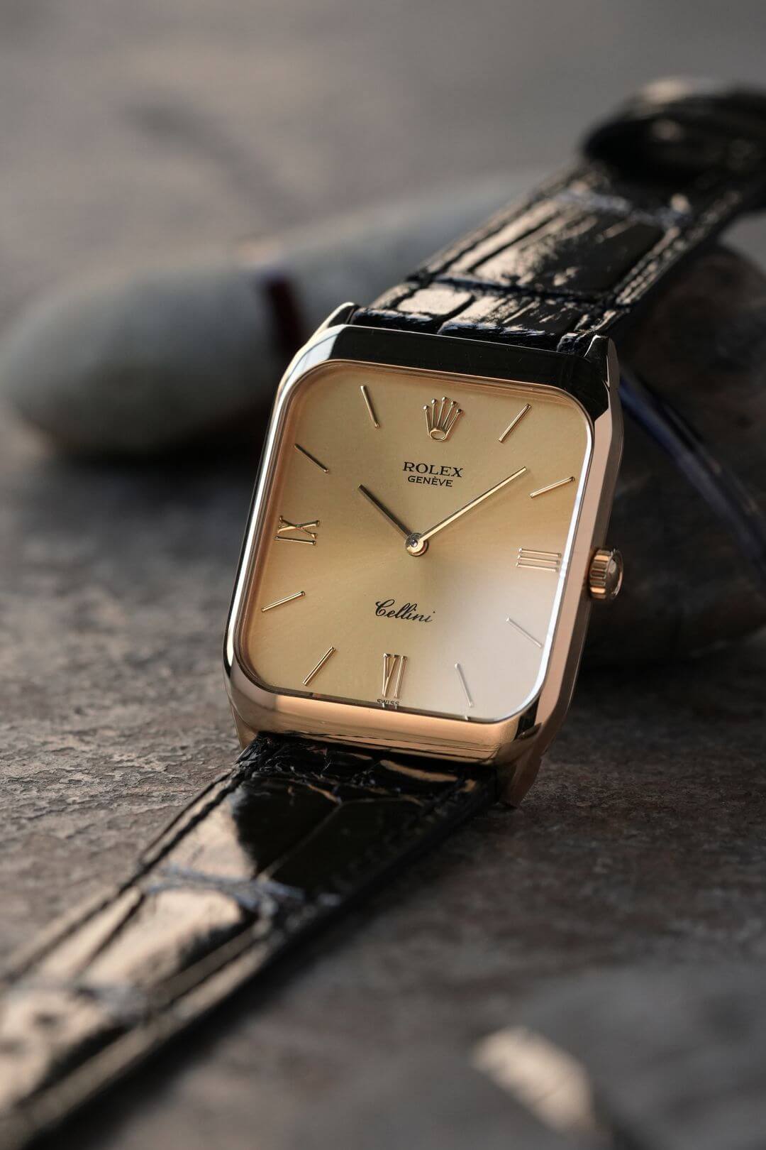 ロレックス/チェリーニ/スクエアケース/3点ゴールドローマンダイヤル