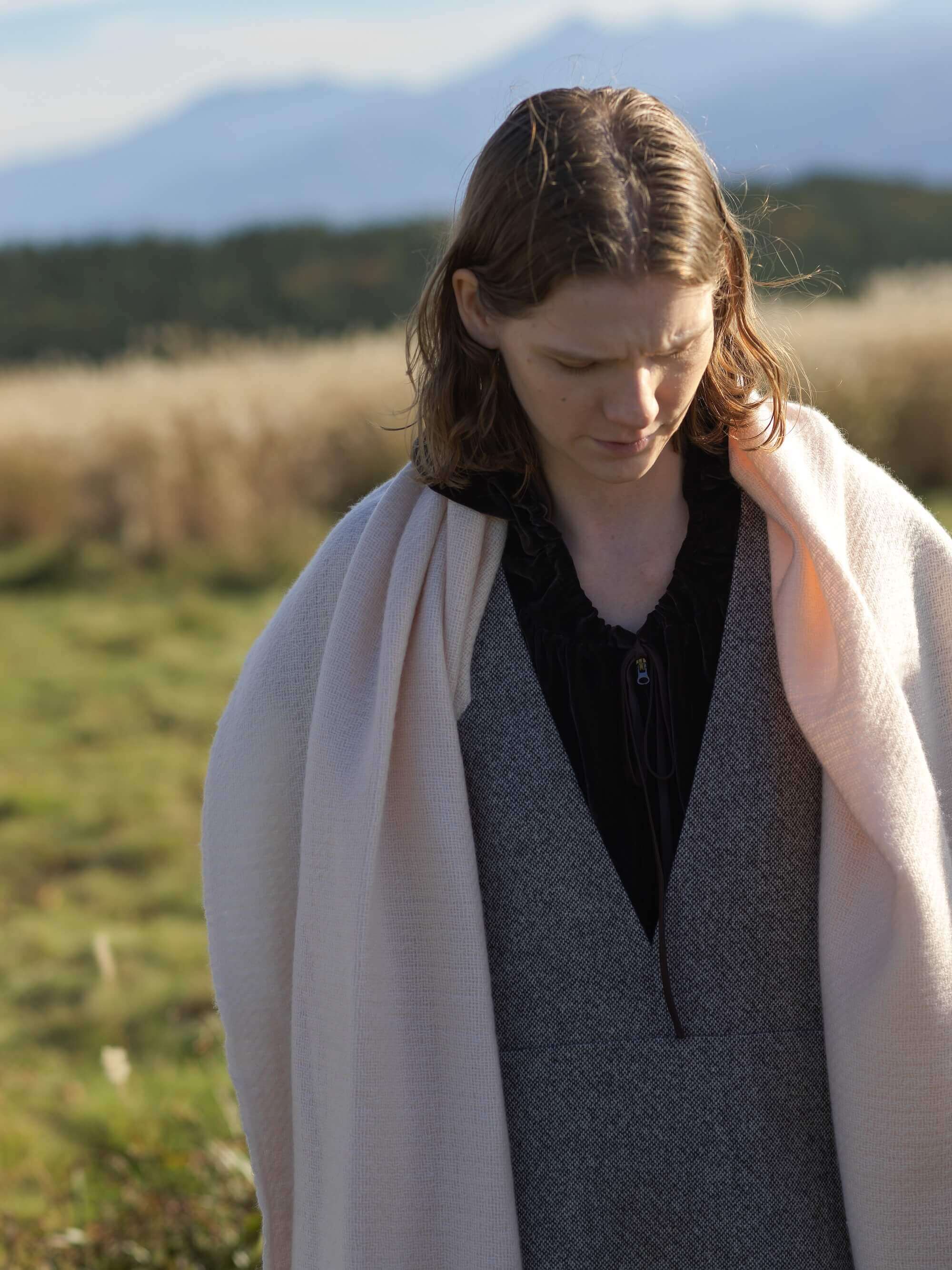 カシミヤストール(ロング) ミルキーピンク | EDWARD BROWN(エドワード