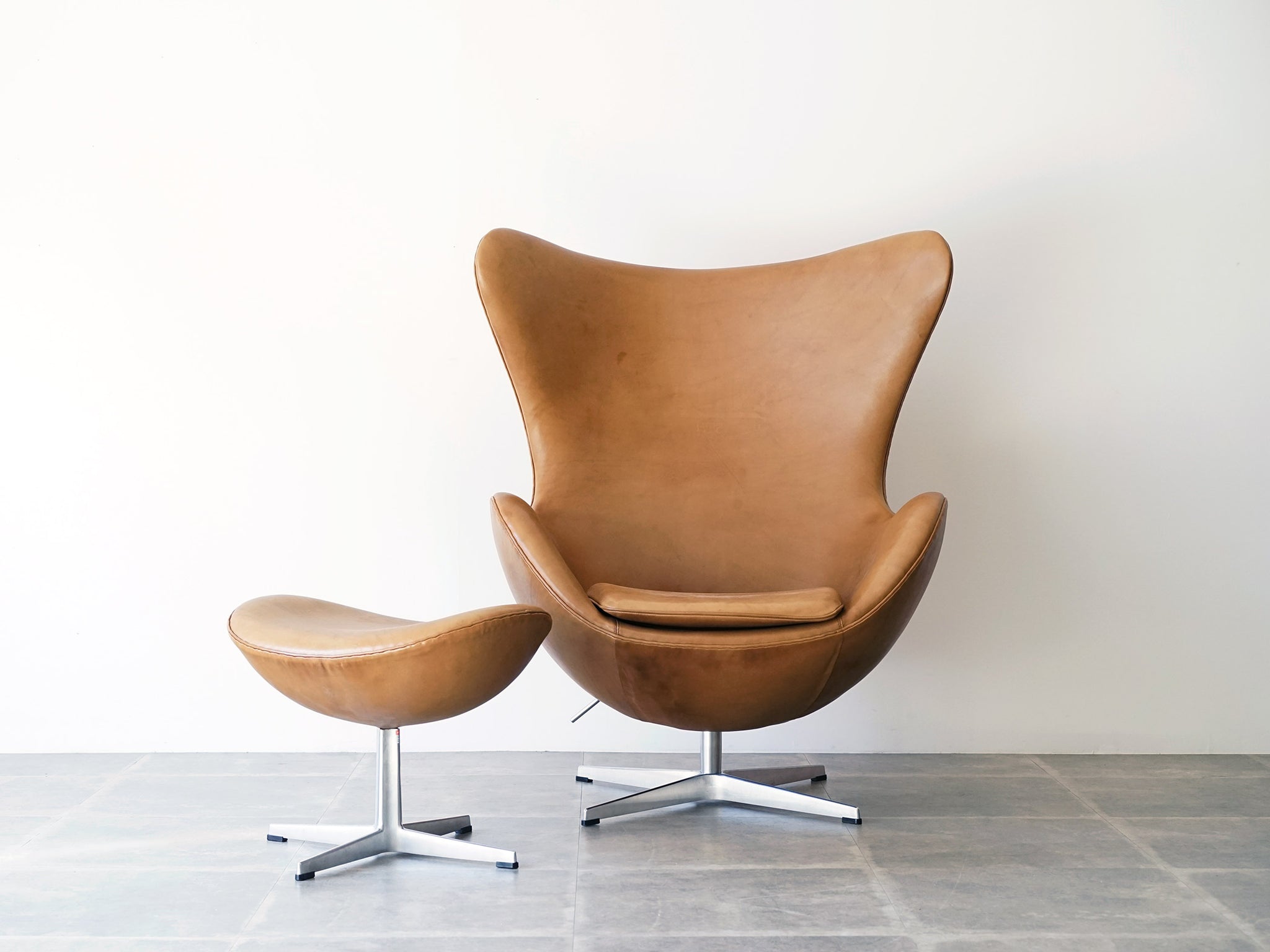 Arne Jacobsen（アルネ・ヤコブセン）エッグチェア Model3316